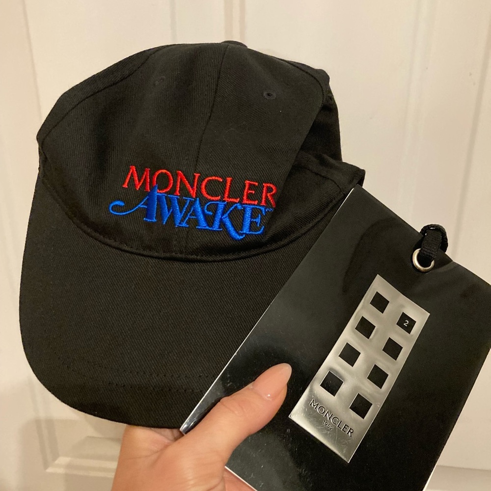 Moncler baseball cap authentic black brand new never worn new with tags!!!